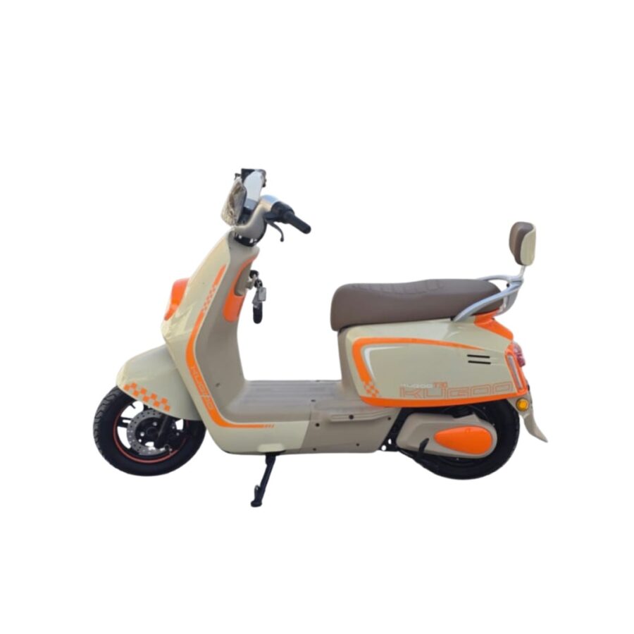 WhatsApp Image 2025-10-21 at 10.42.07 PM (1)